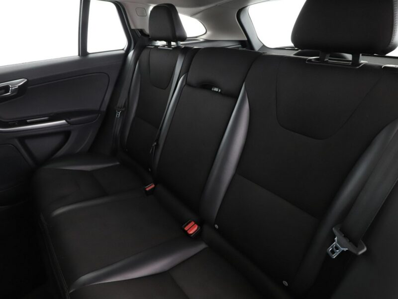 Volvo V60 2.0D Automat Business Navi Tempomat Grzane Fotele BiXenon Kamera PDC I (2010-2018)