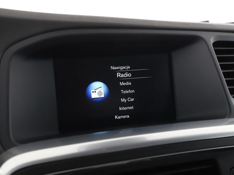 Volvo V60 2.0D Automat Business Navi Tempomat Grzane Fotele BiXenon Kamera PDC I (2010-2018)