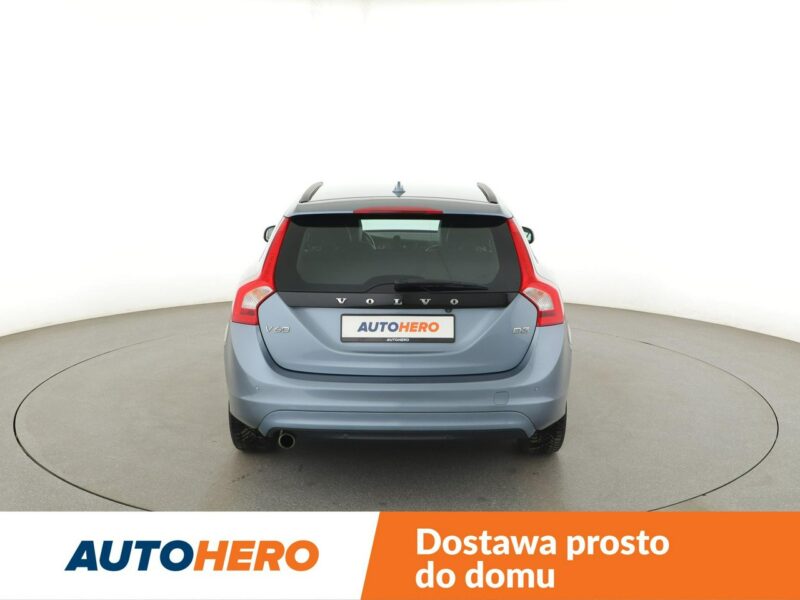 Volvo V60 2.0D Automat Business Navi Tempomat Grzane Fotele BiXenon Kamera PDC I (2010-2018)