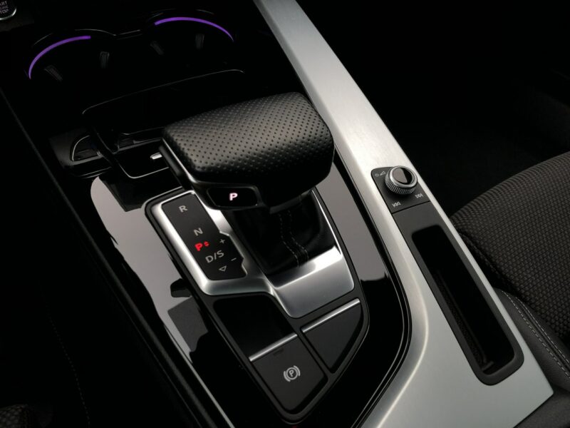 Audi A4 Avant LIFT S-line 40TFSI Quattro 2022r 2.0 TFSI 204KM Benzyna Automat Kamera B9 (2015-)