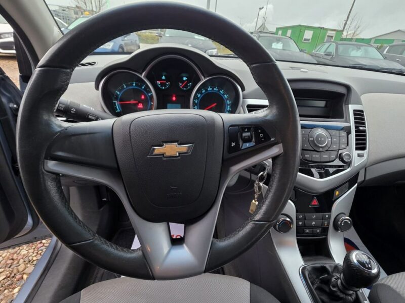 Chevrolet Cruze Mały Przebieg 68 tys przebiegu