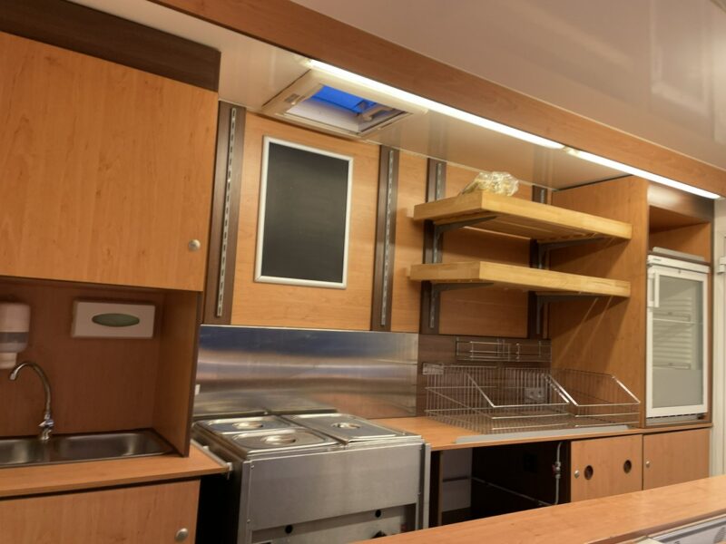 Renault Master Autosklep wędlin Gastronomiczna food truck foodtruck 115tkm sklep 2016