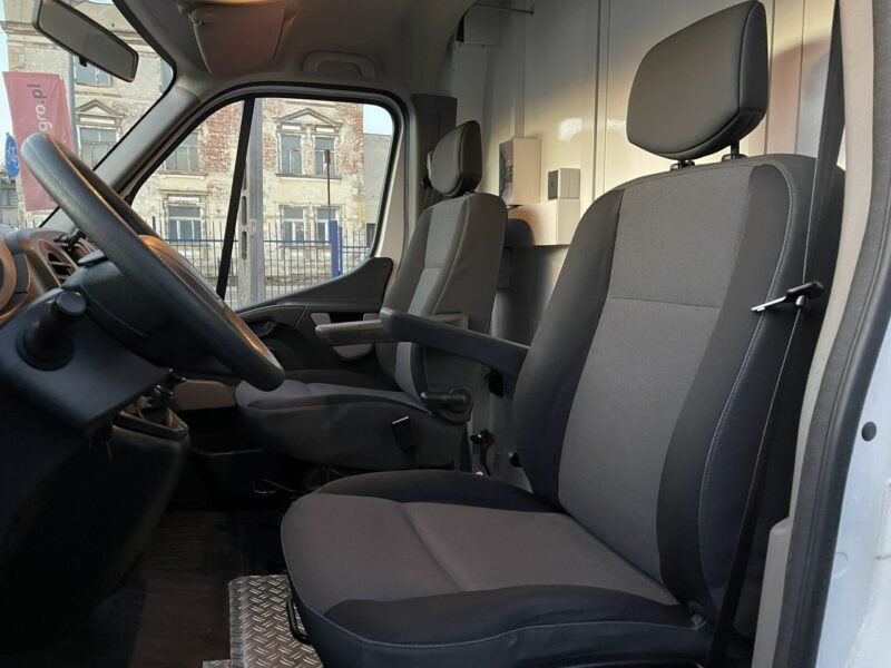 Renault Master Autosklep wędlin Gastronomiczna food truck foodtruck 115tkm sklep 2016