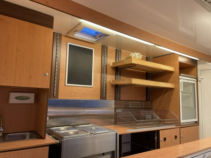 Renault Master Autosklep wędlin Gastronomiczna food truck foodtruck 115tkm sklep 2016