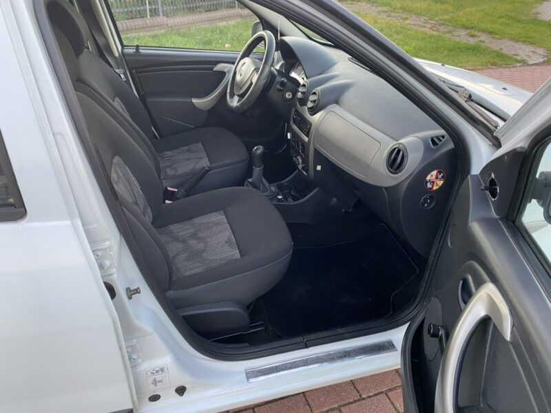 Dacia Sandero Niezawodna benzyna, niski przebieg, klimatyzacja, centr. zamek, isofix I (2008-2012)