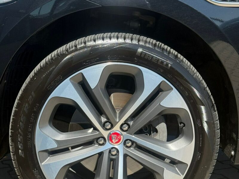 Jaguar F-PACE Jaguar F-Pace 2.0D I4 204 PS AWD Auto SE, Salon PL, Serwis ASO, JLR