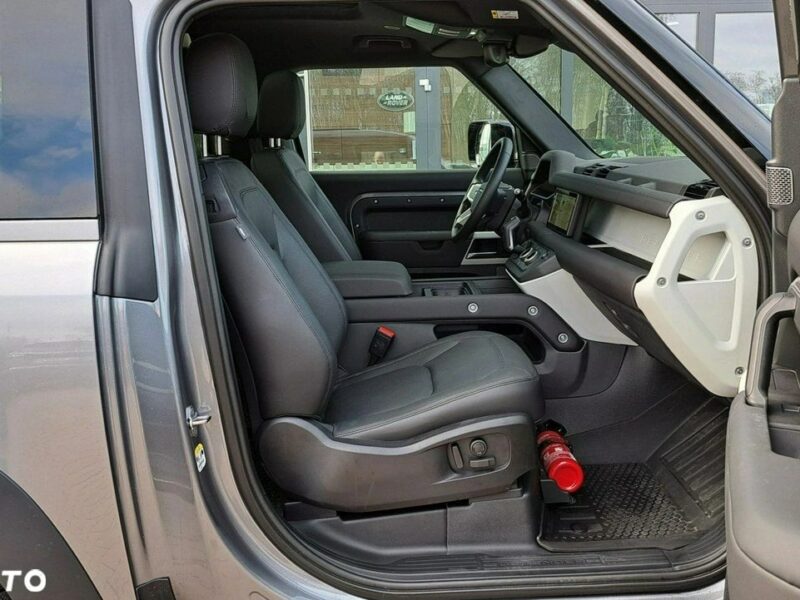 Land Rover Defender MY24 3.0P I6 400 KM AWD Auto SE 90 EigerGrey AutoDemonstracyjne IV (2019-)