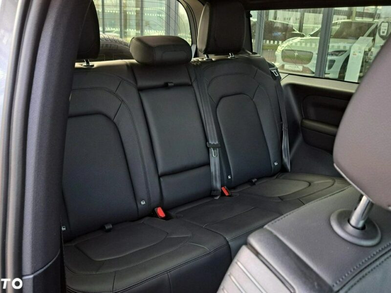 Land Rover Defender MY24 3.0P I6 400 KM AWD Auto SE 90 EigerGrey AutoDemonstracyjne IV (2019-)