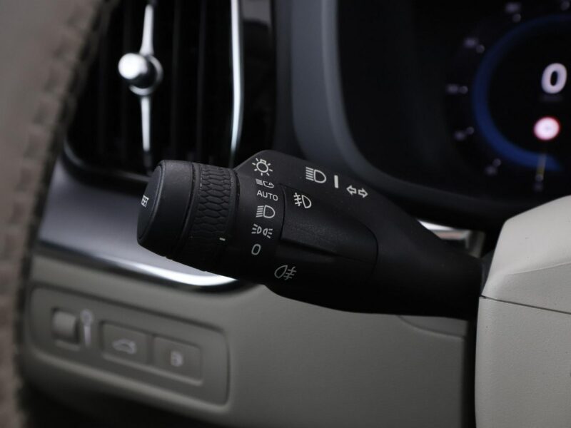 Volvo XC 60 FV23% Inscription Business T6 PHEV AWD skóra panorama hak navi grzane II (2017-)