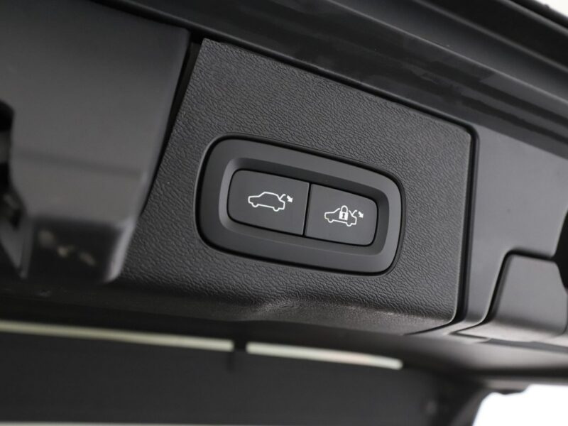 Volvo XC 60 FV23% Inscription Business T6 PHEV AWD skóra panorama hak navi grzane II (2017-)