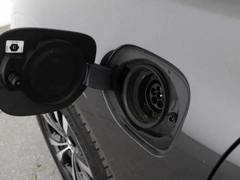 Volvo XC 60 FV23% Inscription Business T6 PHEV AWD skóra panorama hak navi grzane II (2017-)