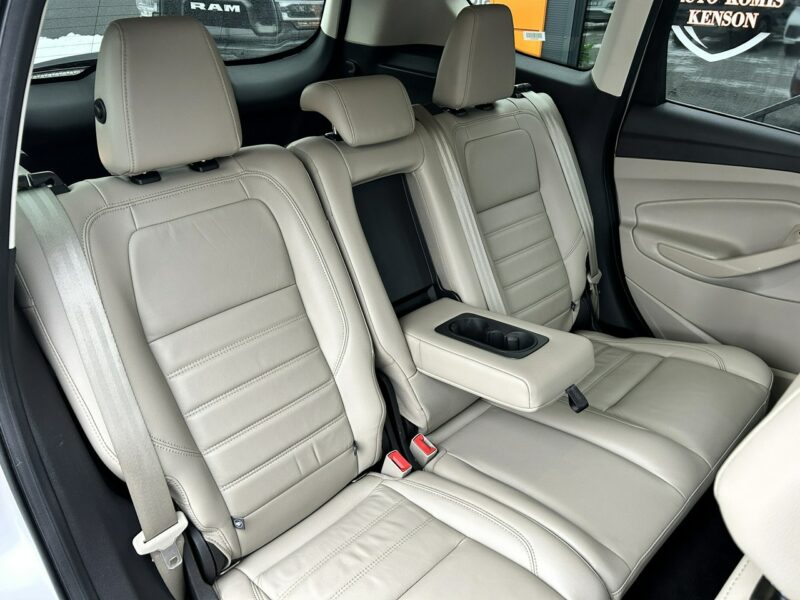 Ford Escape LED, Grzane Fotele, CarPlay, Kamera Cofania, El. Klapa, Martwe Pole II (2008-)