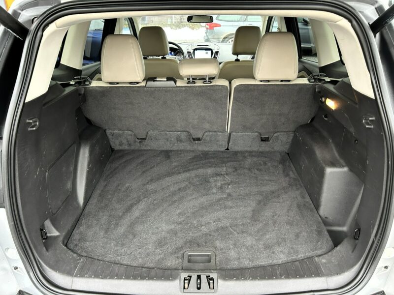 Ford Escape LED, Grzane Fotele, CarPlay, Kamera Cofania, El. Klapa, Martwe Pole II (2008-)