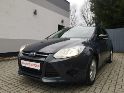 Ford Focus 1.0 12V 125KM Klimatronik Halogeny Isofix HAK Gwarancja Mk3 (2010-2018)