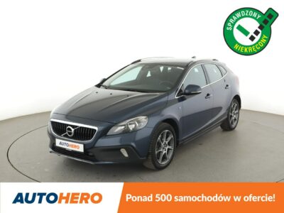 Volvo V40 Cross Country CrossCountry Ocean Race niski przebieg skóra navi PDC grzane fotele ha