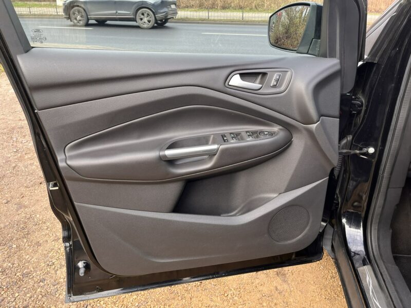 Ford Kuga 1.6 TITANIUM 1wł Oryginal Lakier Serwis ASO Stan BDB Bezwypadk OPłacon II (2012-)