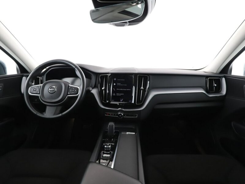 Volvo XC 60 FV23% mHEV 4x4 full LED navi klima auto kamera i czujniki parkowania II (2017-)