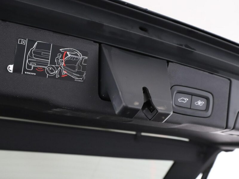 Volvo XC 60 FV23% mHEV 4x4 full LED navi klima auto kamera i czujniki parkowania II (2017-)