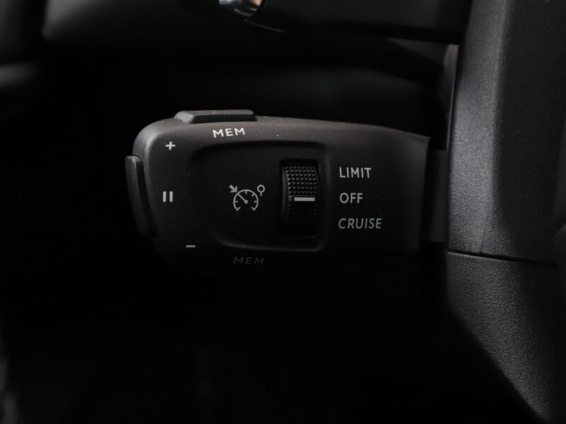 DS Automobiles DS 3 Crossback 1.2 Benzyna Automat Rivoli Nawigacja Tempomat Kamera Skóra LED Vision