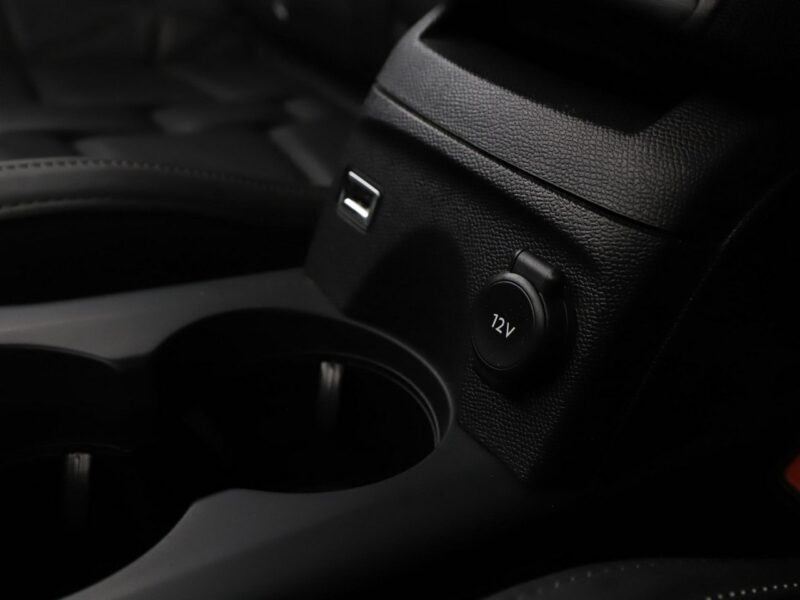 DS Automobiles DS 3 Crossback 1.2 Benzyna Automat Rivoli Nawigacja Tempomat Kamera Skóra LED Vision