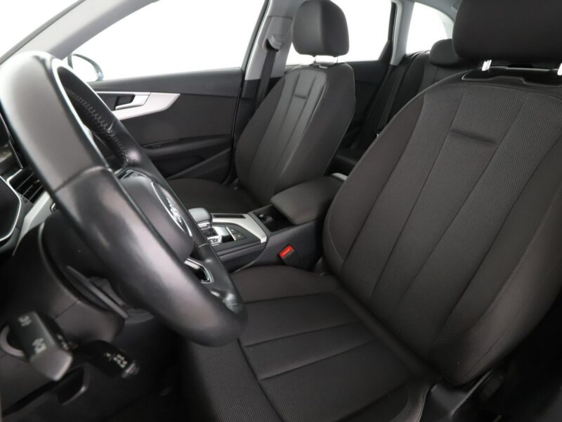 Audi A4 Avant mHEV S-Tronic full LED klima auto virtual cocpit navi grzane fotele ka B9 (2015-)