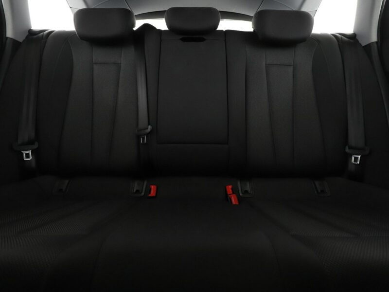 Audi A4 Avant mHEV S-Tronic full LED klima auto virtual cocpit navi grzane fotele ka B9 (2015-)