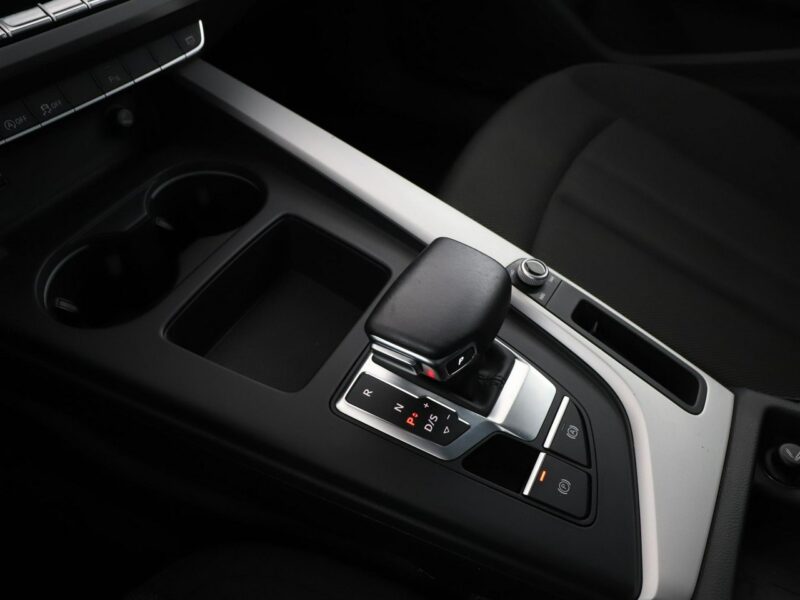 Audi A4 Avant mHEV S-Tronic full LED klima auto virtual cocpit navi grzane fotele ka B9 (2015-)