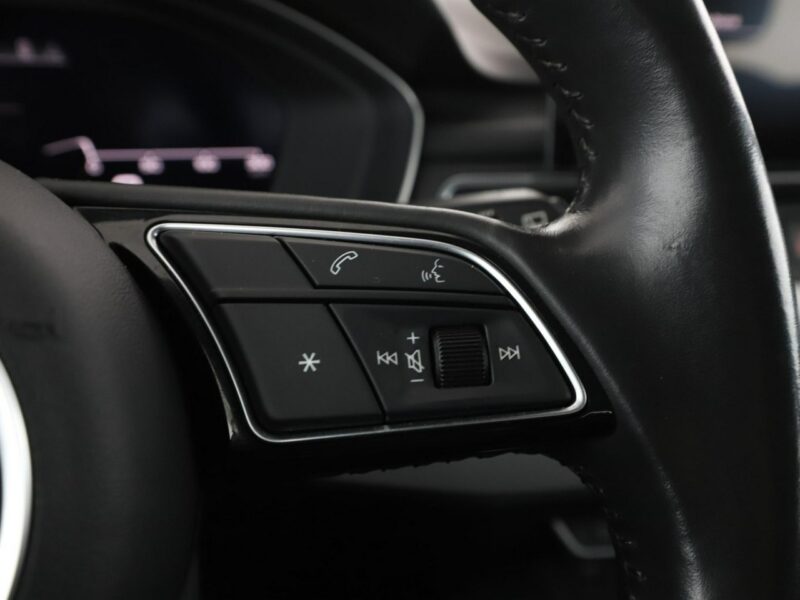 Audi A4 Avant mHEV S-Tronic full LED klima auto virtual cocpit navi grzane fotele ka B9 (2015-)