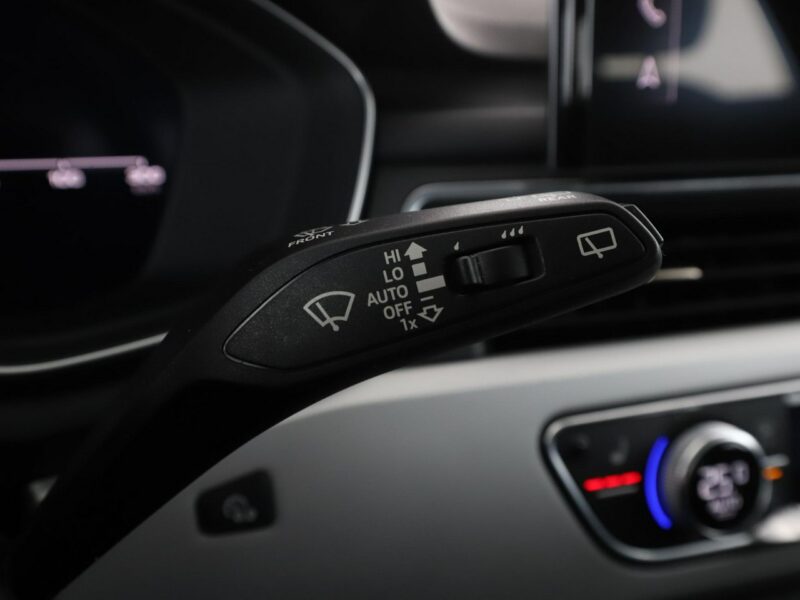 Audi A4 Avant mHEV S-Tronic full LED klima auto virtual cocpit navi grzane fotele ka B9 (2015-)