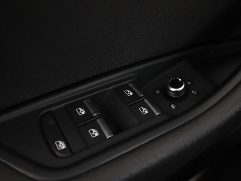 Audi A4 Avant mHEV S-Tronic full LED klima auto virtual cocpit navi grzane fotele ka B9 (2015-)