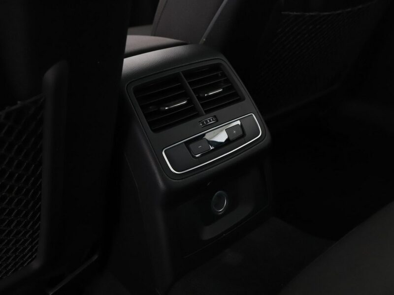 Audi A4 Avant mHEV S-Tronic full LED klima auto virtual cocpit navi grzane fotele ka B9 (2015-)