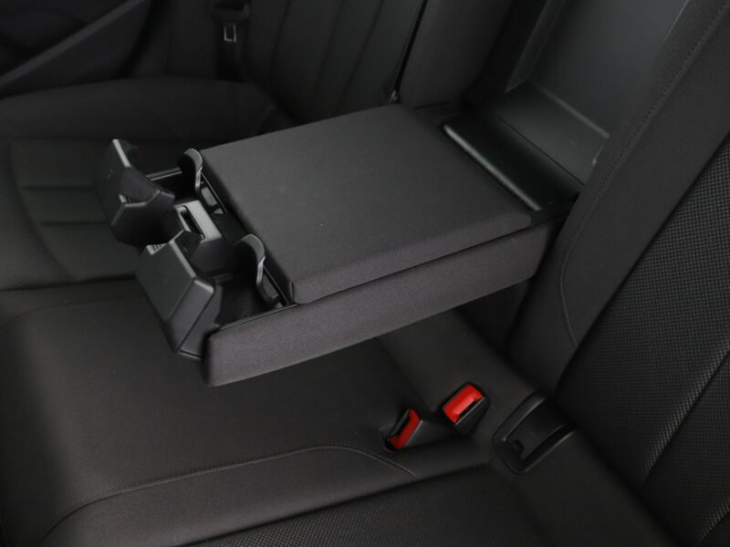 Audi A4 Avant mHEV S-Tronic full LED klima auto virtual cocpit navi grzane fotele ka B9 (2015-)