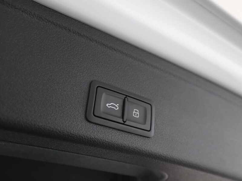 Audi A4 Avant mHEV S-Tronic full LED klima auto virtual cocpit navi grzane fotele ka B9 (2015-)