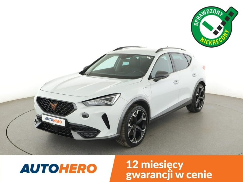 Cupra Formentor FV23% PHEV full LED navi klima auto virtual cocpit grzame fotele
