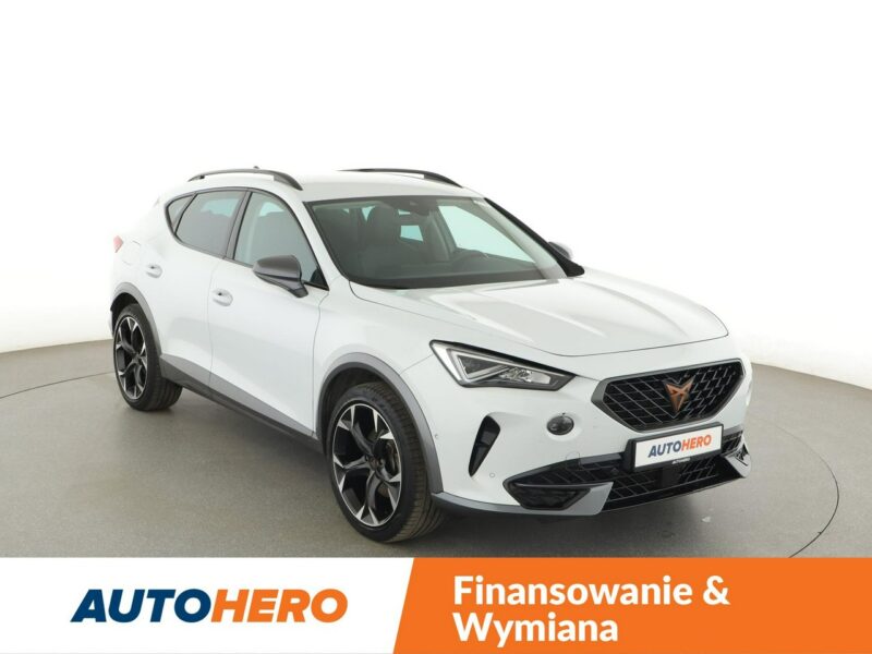Cupra Formentor FV23% PHEV full LED navi klima auto virtual cocpit grzame fotele