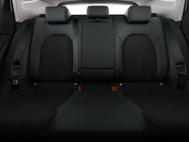 Cupra Formentor FV23% PHEV full LED navi klima auto virtual cocpit grzame fotele