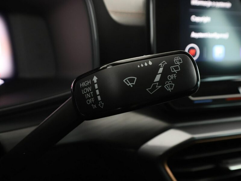 Cupra Formentor FV23% PHEV full LED navi klima auto virtual cocpit grzame fotele