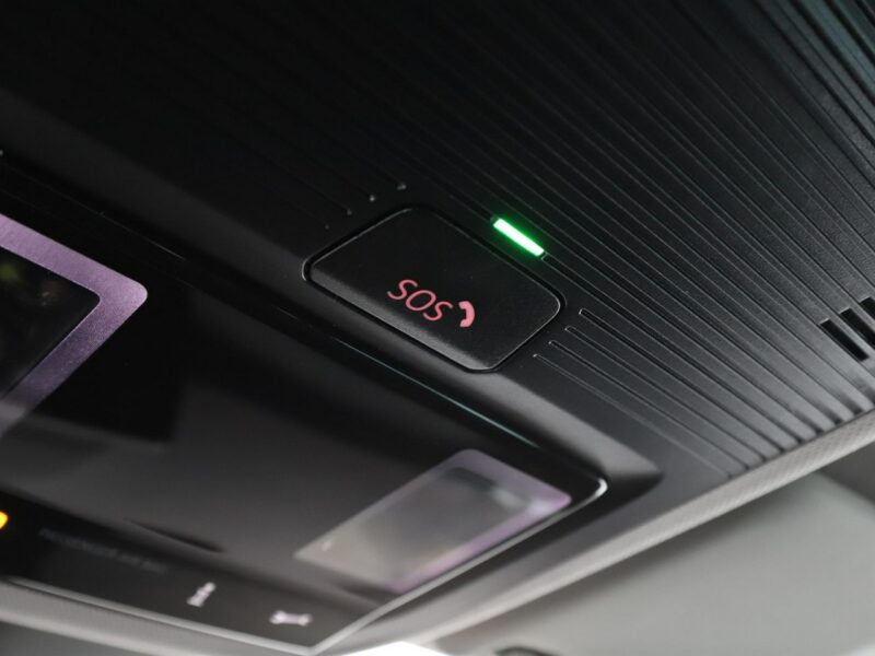 Cupra Formentor FV23% PHEV full LED navi klima auto virtual cocpit grzame fotele