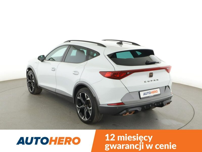 Cupra Formentor FV23% PHEV full LED navi klima auto virtual cocpit grzame fotele