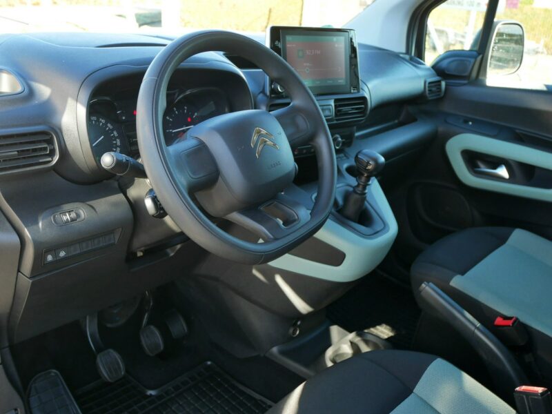 Citroen Berlingo 1.2PT 110KM Eu6 Long -7 Osób -7 pełnych foteli -Hak -bagażnik dachowy III (2018-)