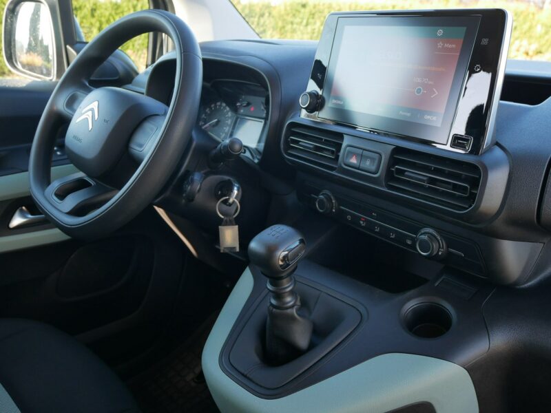 Citroen Berlingo 1.2PT 110KM Eu6 Long -7 Osób -7 pełnych foteli -Hak -bagażnik dachowy III (2018-)