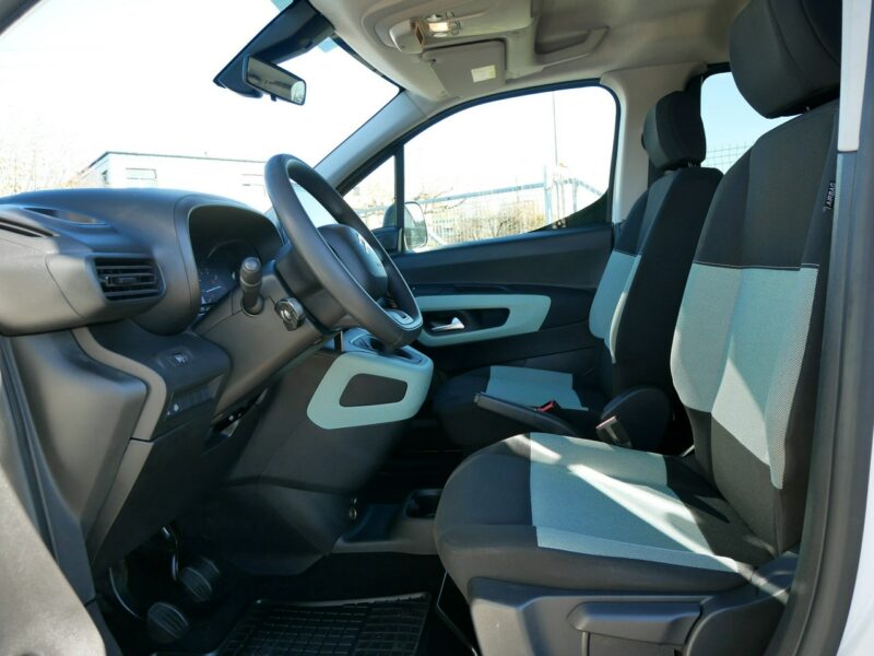 Citroen Berlingo 1.2PT 110KM Eu6 Long -7 Osób -7 pełnych foteli -Hak -bagażnik dachowy III (2018-)