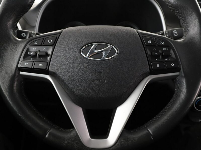 Hyundai Tucson automat 4x4 mHEV full LED skóra navi grzane i wentylowane fotele kam III (2015-2020)