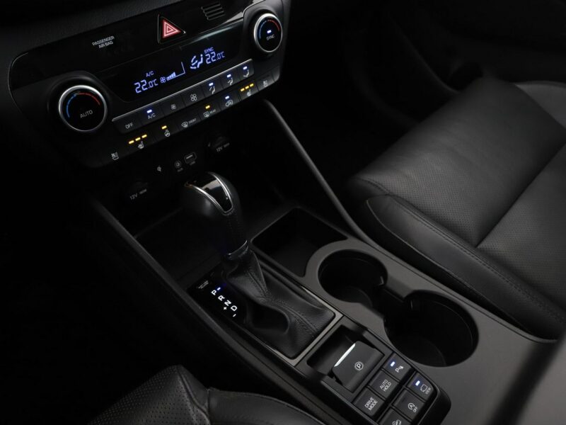 Hyundai Tucson automat 4x4 mHEV full LED skóra navi grzane i wentylowane fotele kam III (2015-2020)