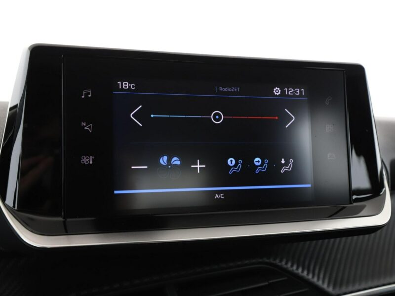 Peugeot 2008 klima auto full LED czujniki parkowania multifunkcja II (2019-)