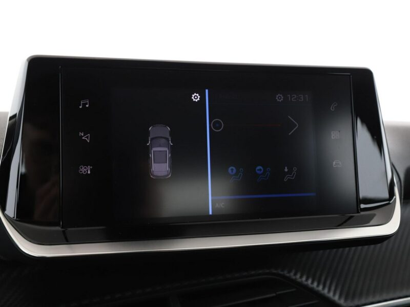 Peugeot 2008 klima auto full LED czujniki parkowania multifunkcja II (2019-)