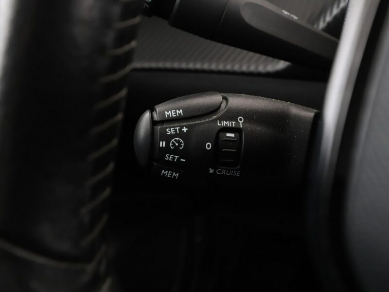 Peugeot 2008 klima auto full LED czujniki parkowania multifunkcja II (2019-)