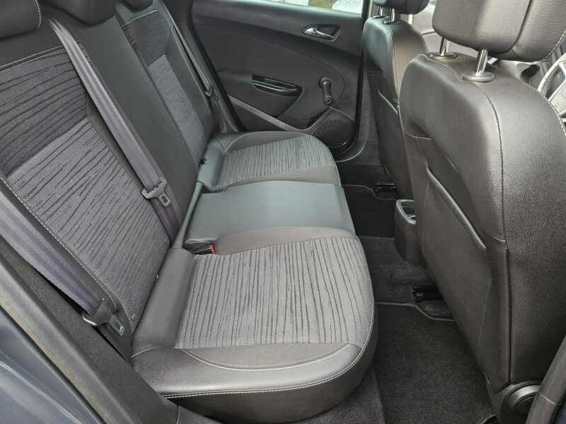 Opel Astra Po wymianie rozrządu / Klimatronic x 2 / Tempomat / Podgrzewane fotele J (2009-2019)