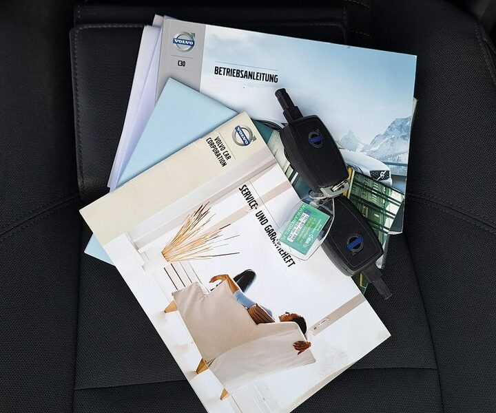 Volvo C30 serwisowany, ksenon, PDC I (2006-)