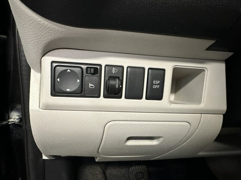 Nissan Note Nissan Note 1.4 Benz ESP Zadbany Rej PL Gwarancja I (2005-2013)